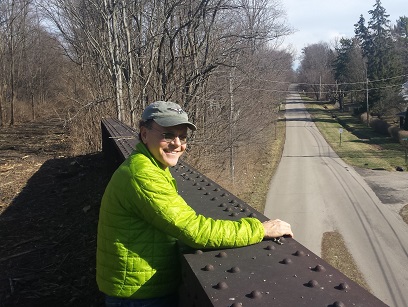 Jeff Ray
                      at NRHT bridge over Historic National Road in
                      Raysville