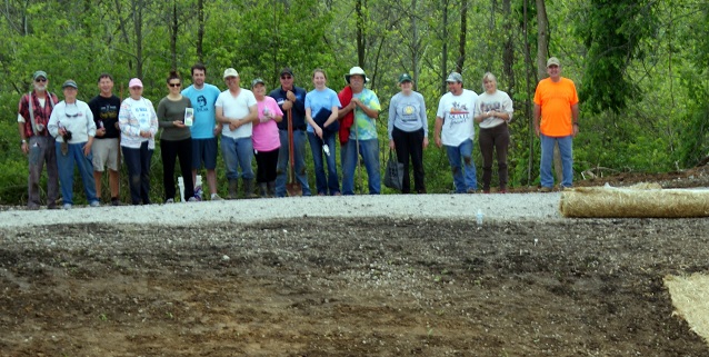 Putnam Nature Trail volunteers