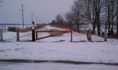 Gates & Trail Grade at CR 750 E